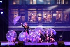 04_singing_in_the_rain_07