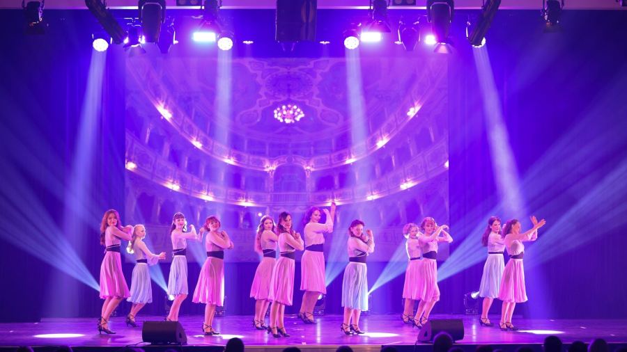 Once Upon a Dance – Cores Line