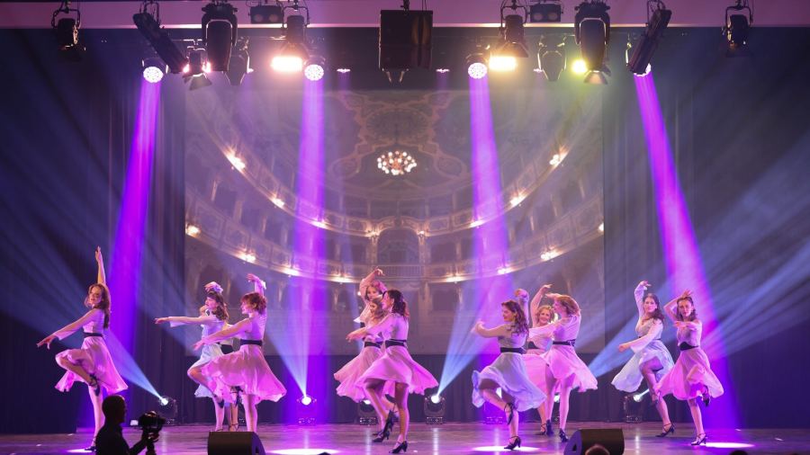 Once Upon a Dance – Cores Line