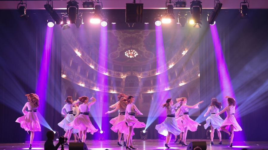 Once Upon a Dance – Cores Line