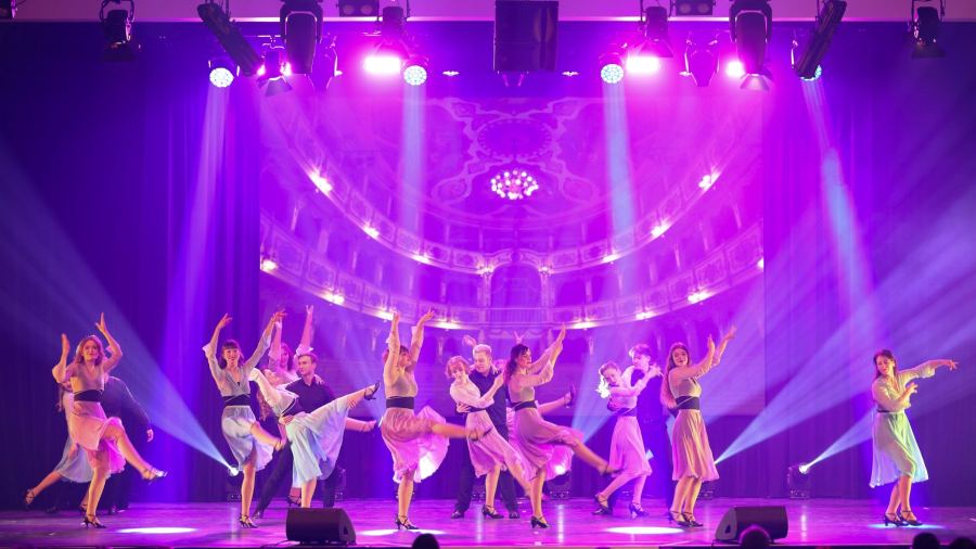 Once Upon a Dance – Cores Line