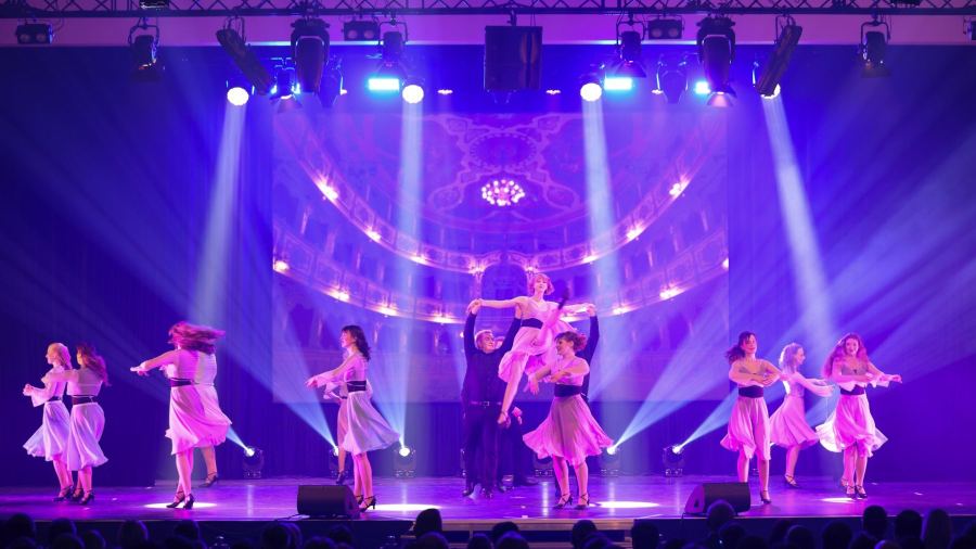 Once Upon a Dance – Cores Line