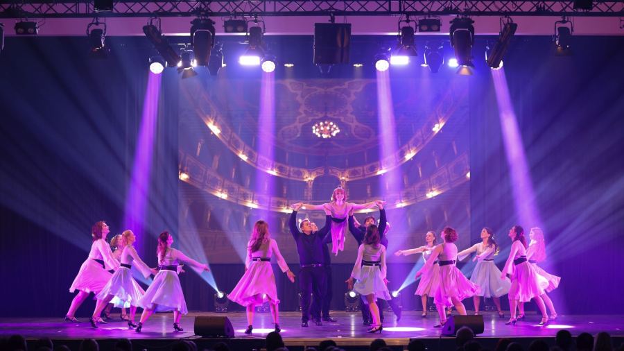 Once Upon a Dance – Cores Line