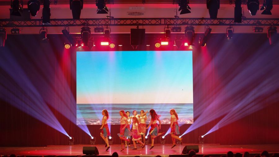 Once Upon a Dance – Viana & Elsa