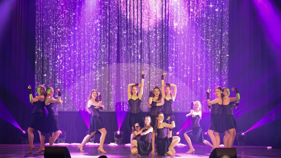 Once Upon a Dance – show me how you Burlesque