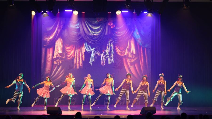 Once Upon a Dance – Alice in Wunderland